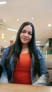 Neli_Rose Public Pic 5