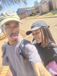 BrownRoxxane6 Public Immagine  2