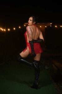 Loving in red🫦 de samara_smithh Foto 7