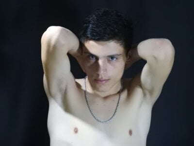 tonyteem Public Pic 4