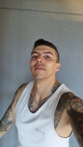 cris21324 Public Pic 4