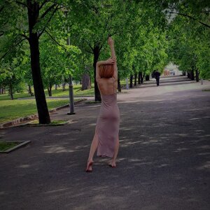 NinaMeaden jess random street photos^^ Pic 5