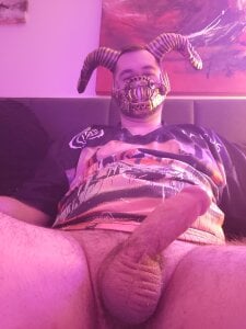 ApexPuppy Waking up with your demons 😈 Pic 2