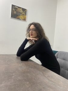 TameraNiedermeyer Public Pic 4