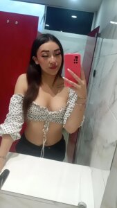 AshleyPinkk_ Public Foto 4