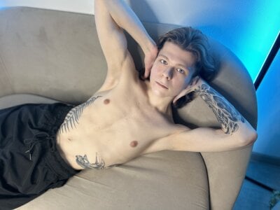 MATTY_BOLT Public XXX Photo 4