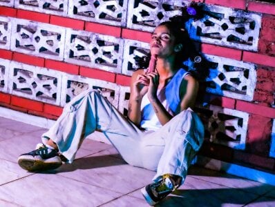 CintiaWalker the neighborhood colleague Pic 4