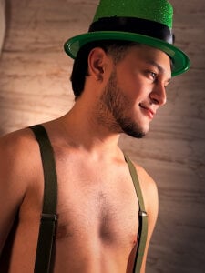 TommyYoung77 Saint Patrick's Day celebration🍀☺️💚  2. fénykép