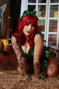 HannaaMiller Halloween 2025 ❤️‍🔥👑🎃 Pic 5