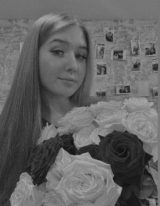 NecoleRemondini cheer flowers Pic