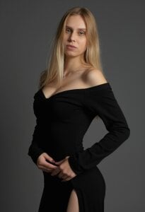 miissblonde Public Pic 6