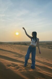 YvonneRobes I love the sand and the sun🥵 Pic 3