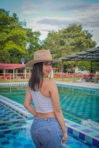 Cristal_Evanz I am your cowgirl 🤠 รูป  2