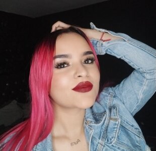 HornyCoupleLatins Public Pic 3