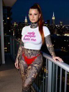 Inked_lorenaのNew pics ♥️の 5枚の写真