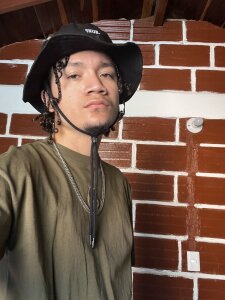 Sebastian_smith Casual Pic 2