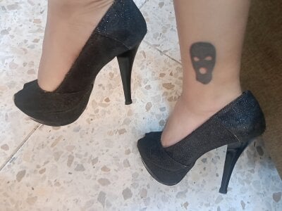 chell_gh Feet🖤😈 Kuva 2