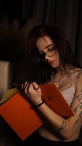 IeshaOsorio Skin & Light Foto