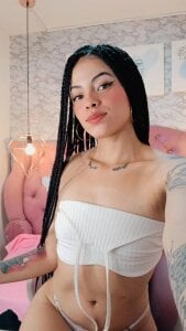 leslie_thompson current me Immagine 