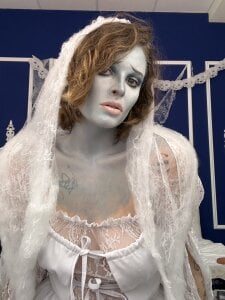 SabrinaRayX This image is very feminine and sensual. a sexy bride who just can't get married) Pic 2