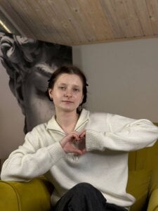 CarmaOlen Public Pic 4