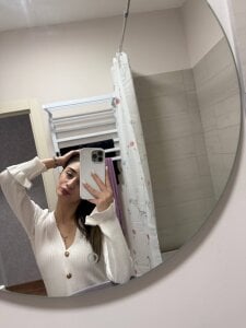 MableHort Getting Ready for Some Holiday Cheer 🎅🏼🎄 Pic 2