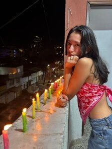 LilyThea candle night 🎇🎄🧨 Pic