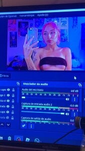 NickiYoungPublic Bild 6