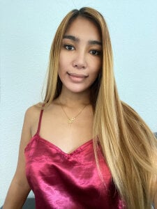 AkiFoster Public Pic 7