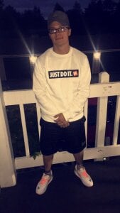 RealJustHavingFun Young adult me Bilde 3