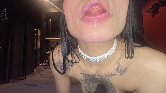 MiluandMIke SLUT CUM Pic