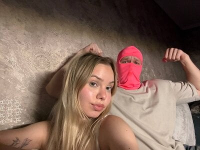 Rebecca_David Public Poză 2