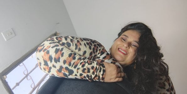 Sharlot_curvy Public Kuva