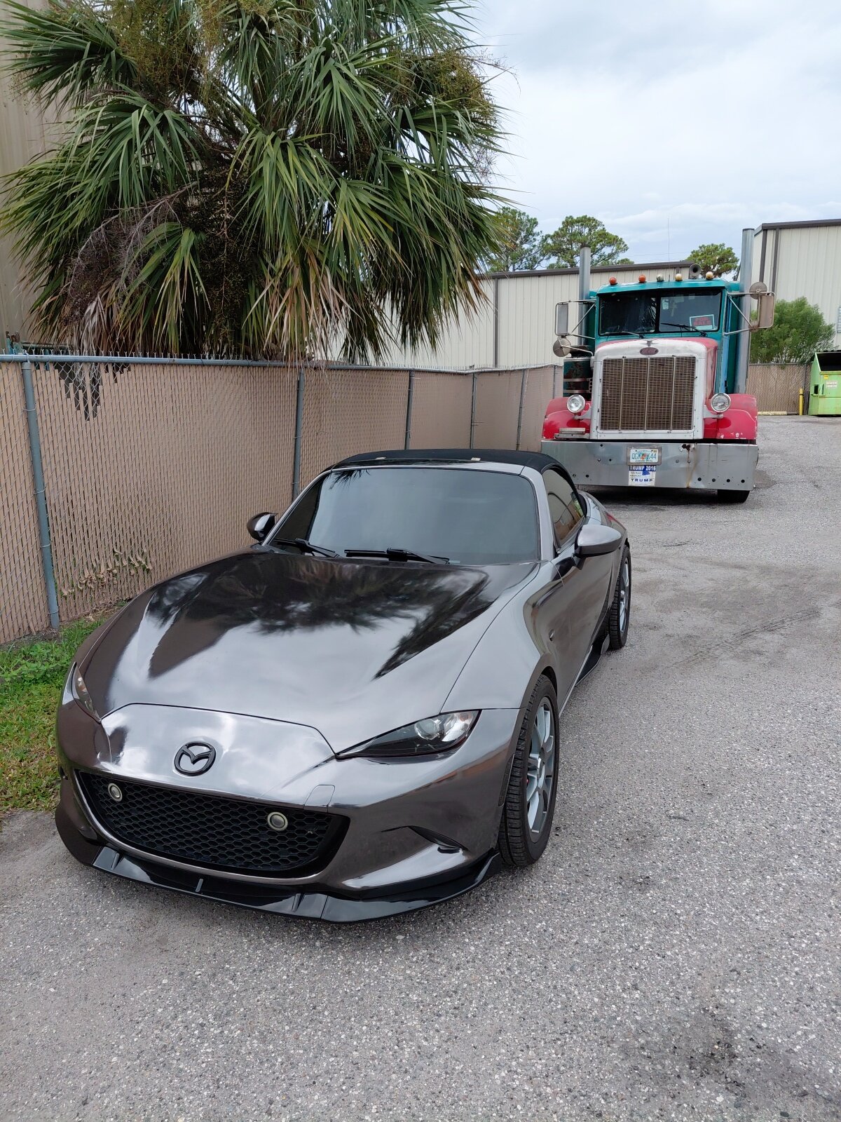 John19893 Public Gambar 3