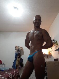 Alexpornogay1085 Public Pic