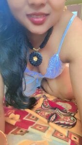 kanikasree Kiss me 💋 Pic