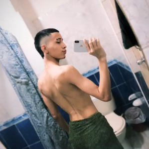 Smith_maicol Oye nena, si dices que soy la mejor modelo, ¿por qué no te suscribes al club de fans? Pic