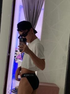 MYSTIC_GUYS Erick free Pic 3