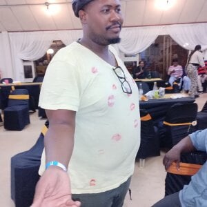 Fullfigurepotential Public Pic 5