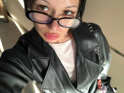 BrandiFraise Public Pic 2