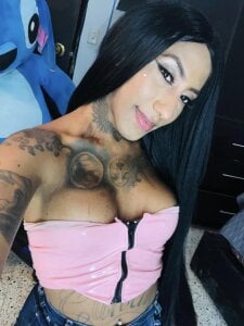 china_black_ Public Pic