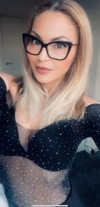 UK_LOVE Public Hình 4