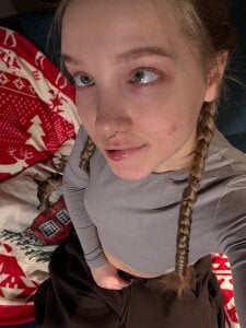 bambi_lu Christmas vibes🎄 Pic 5