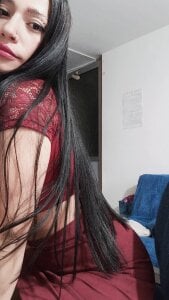 Ema_hot_01 Ema... Pic 3