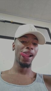 Higger_dick Public Pic 2