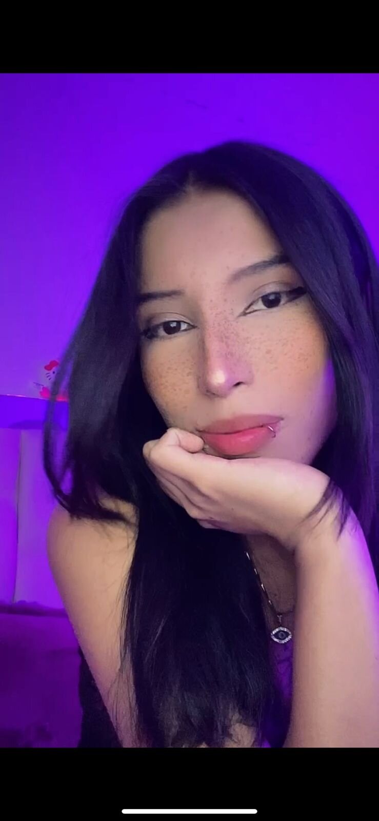 Foto em tendência de Silver_Rosex 1800