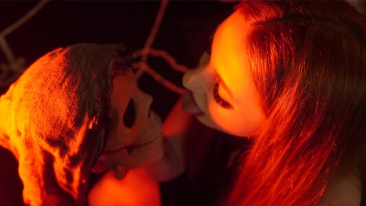 FoxyJoy Dark, mysterious, and dangerously irresistible 🕷️ Pic 4