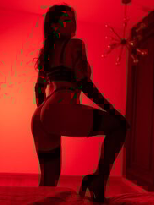 IrisBaker RED Pic 2