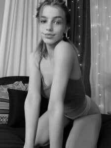 Katrin_Honey Baby doll Photo 6