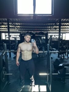 valenssio_moretti Strengthening body, mind and spirit!!!! 💪🔥 Kuva 3